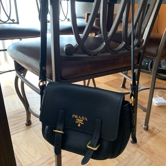 SOLD Prada Crossbody - authenticity included - Picture 1 of 4